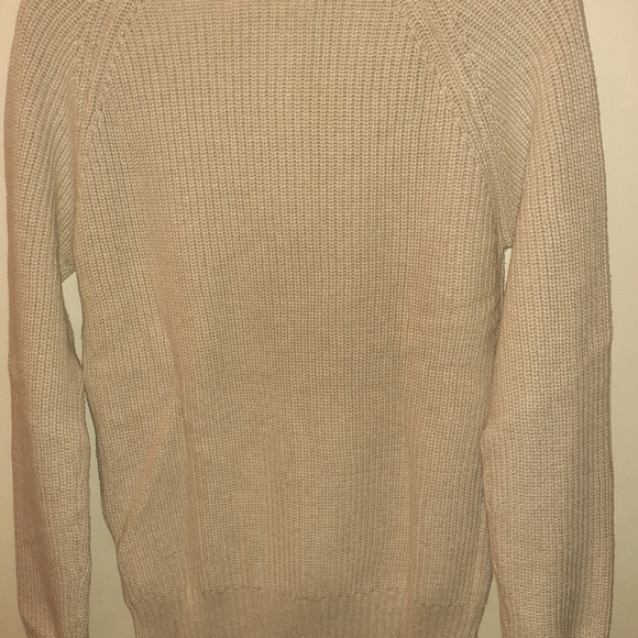 sweater - Picture 6 of 7